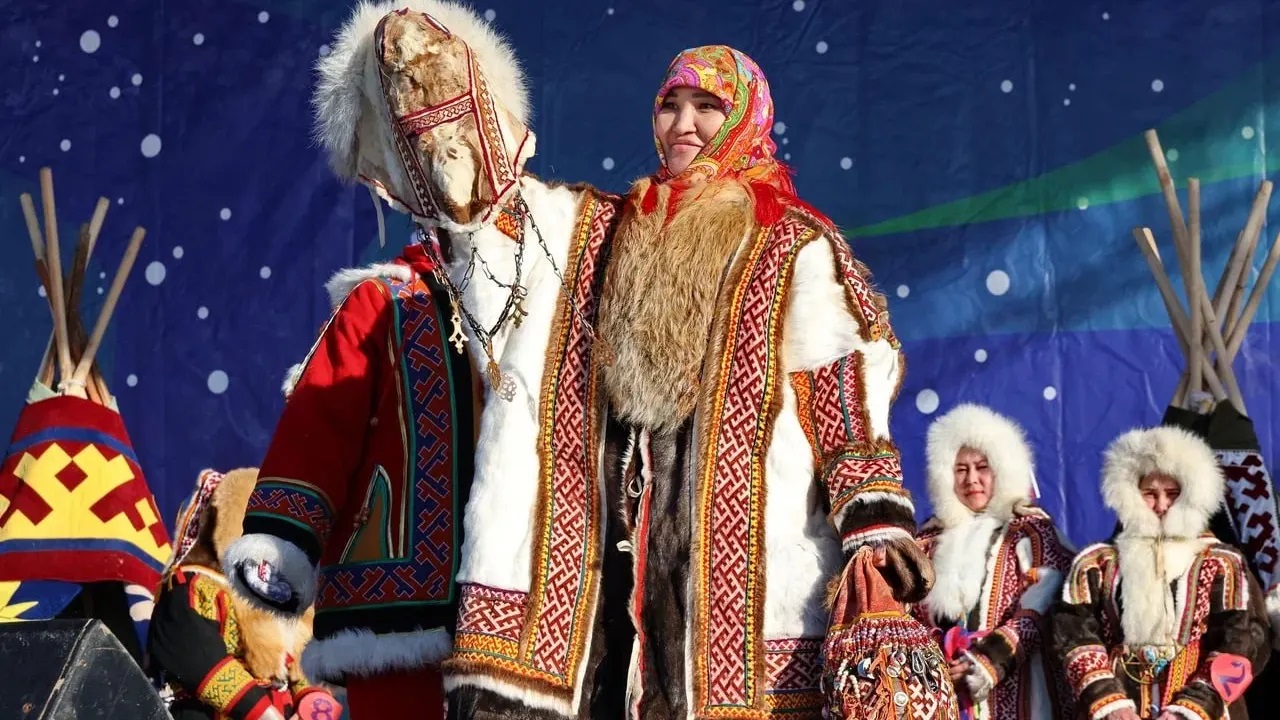 Салехард готовится к яркому конкурсу национального костюма